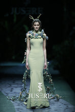 Load image into Gallery viewer, Fashion Show Top Elastic Fabric Sheath Open Back High Neckline Long Train Mustard Green Evening Dress